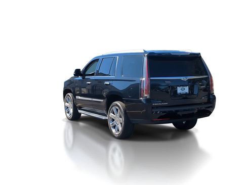 Used 2019 Cadillac Escalade Luxury image 6