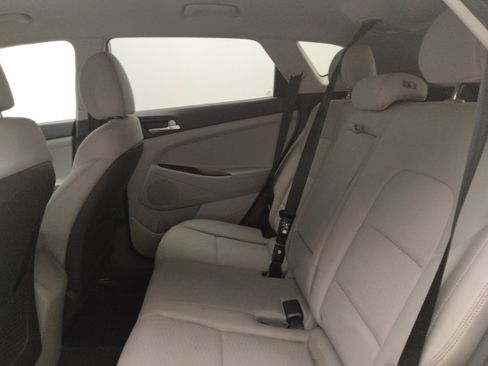 Used 2020 Hyundai Tucson Value FWD image 18