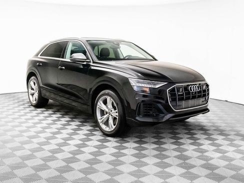 Used 2023 Audi Q8 Premium w/ Convenience Package AWD/4WD image 8
