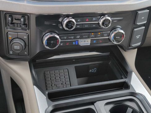 New 2026 Ford F250 Platinum w/ Platinum Plus Package AWD/4WD image 24