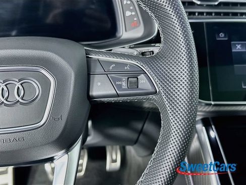 Used 2025 Audi SQ7 Premium Plus AWD/4WD image 19