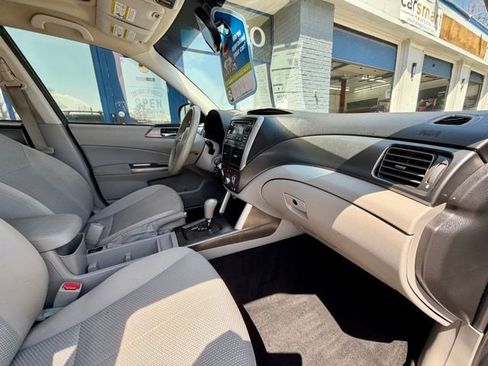 Used 2012 Subaru Forester 2.5X Premium w/ All-Weather Pkg AWD/4WD image 25