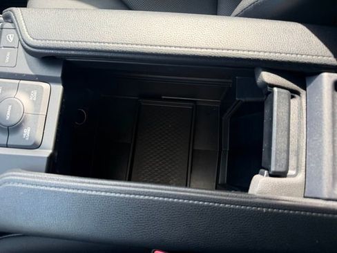 Used 2024 Toyota Grand Highlander XLE image 22