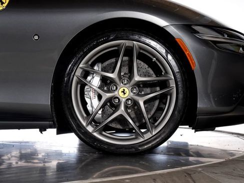 Used 2026 Ferrari Roma Spider RWD image 20