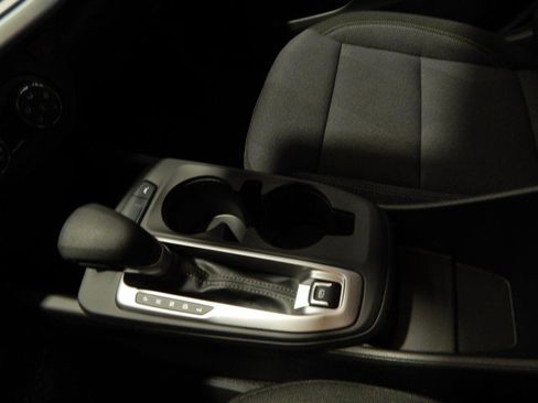 Used 2026 Chevrolet Trax LS image 31