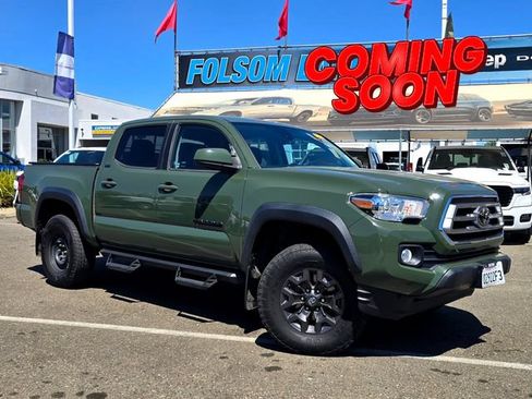 Used 2021 Toyota Tacoma SR5 w/ Trail Edition AWD/4WD image 1