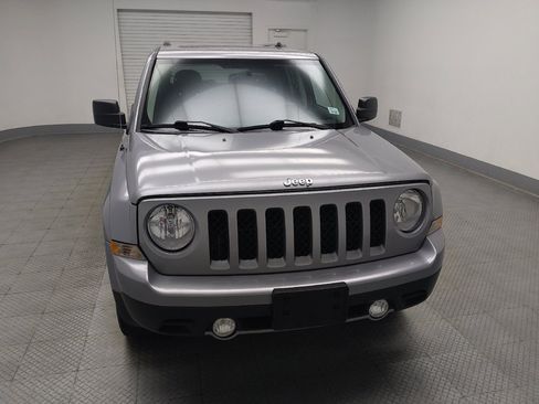 Used 2017 Jeep Patriot High Altitude AWD/4WD image 14