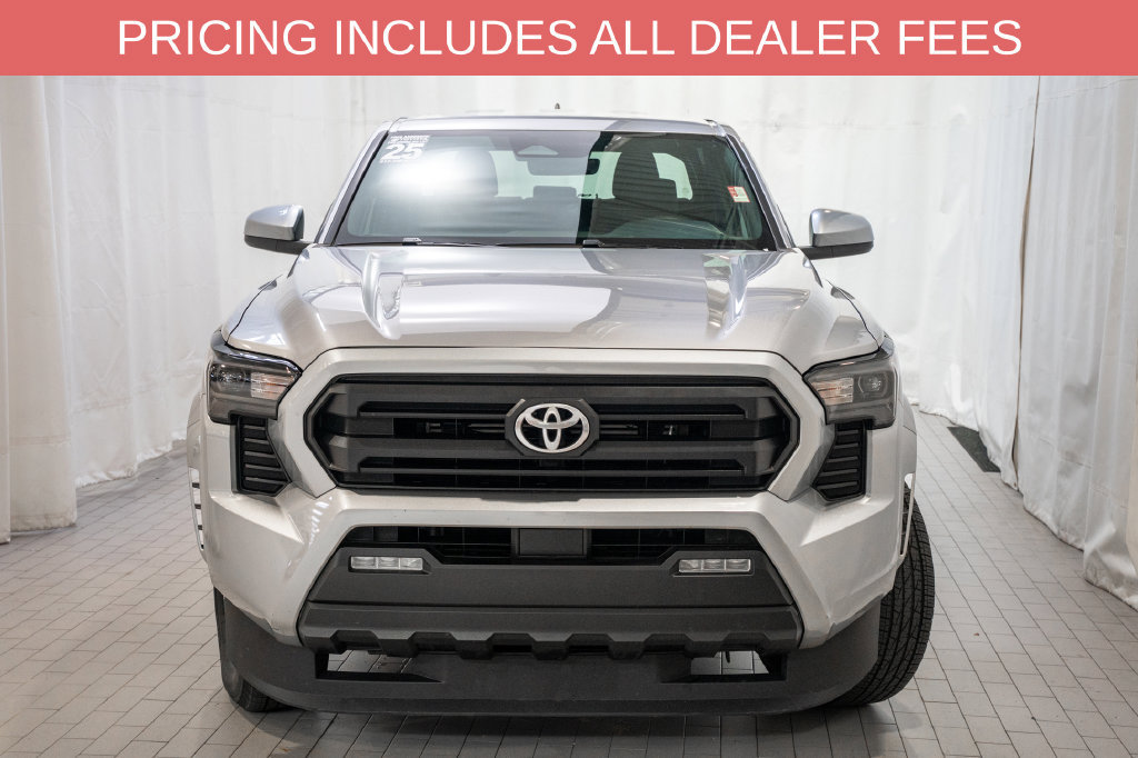 Certified 2025 Toyota Tacoma SR5 AWD/4WD image 2