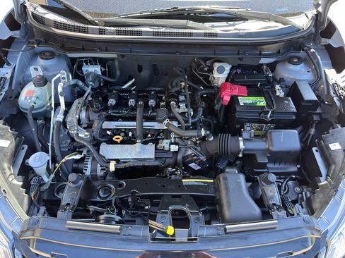Used 2022 Nissan Kicks SR w/ Premium Package FWD image 40