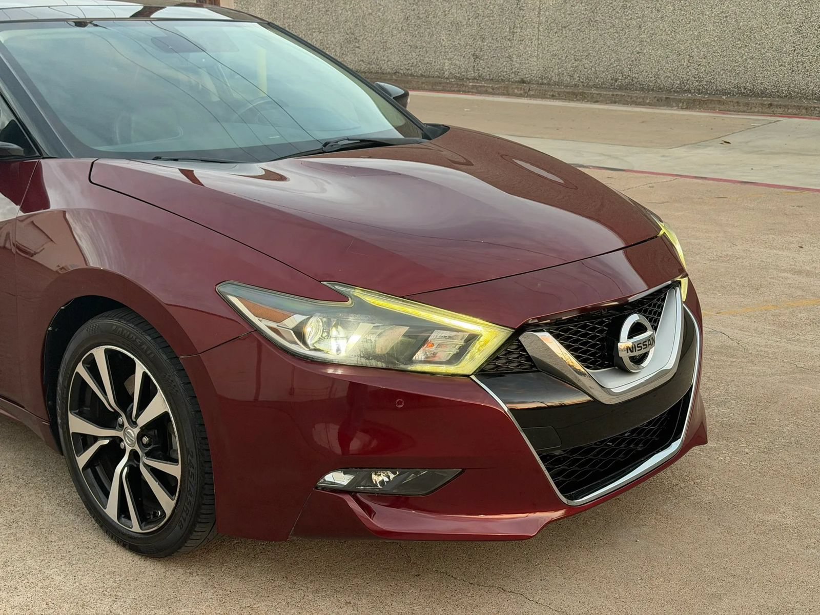 Used 2017 Nissan Maxima Platinum FWD image 3