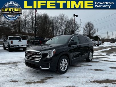 Used 2024 GMC Terrain SLT