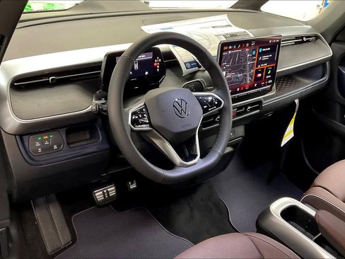 New 2025 Volkswagen ID. Buzz Pro S image 8