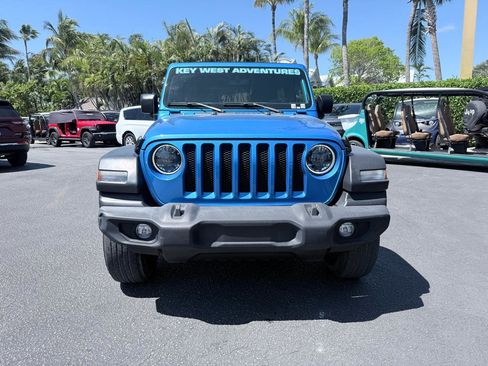 Used 2023 Jeep Wrangler Unlimited Sport w/ Sun And Sound Package AWD/4WD image 2