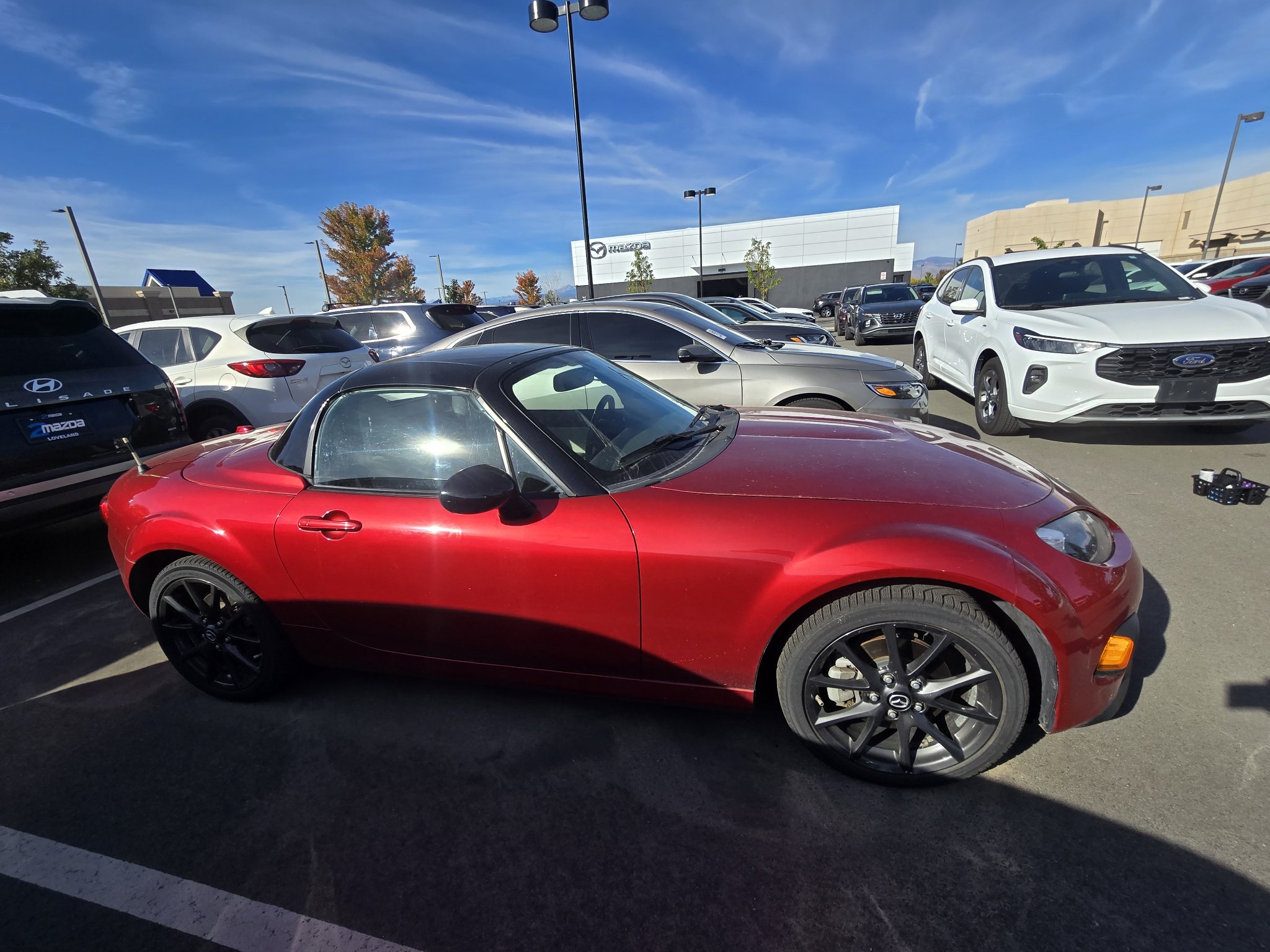 Used 2015 MAZDA MX-5 Miata 25th Anniversary Edition w/ Appearance Package RWD image 6