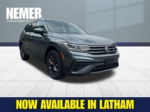 Certified 2023 Volkswagen Tiguan SE AWD/4WD image 5