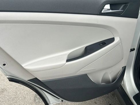 Used 2016 Hyundai Tucson SE w/ Option Group 02 image 33
