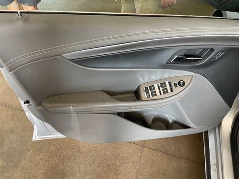 Used 2017 Chevrolet Impala LS FWD image 19