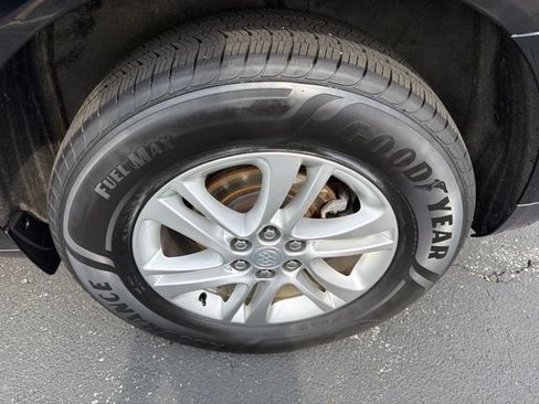 Used 2019 Buick Enclave Essence AWD/4WD image 9