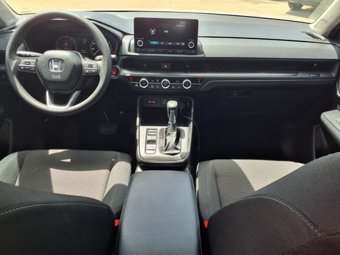 Used 2025 Honda CR-V EX image 9