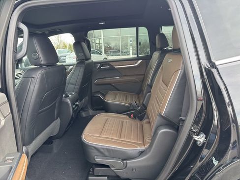 New 2026 GMC Acadia Denali Ultimate w/ LPO, All-Weather Package image 10