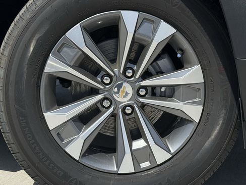 New 2026 Chevrolet Equinox LT image 9