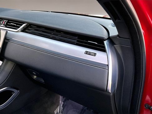 Used 2024 Jaguar F-PACE R-Dynamic S image 24