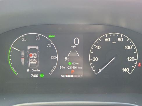 Used 2024 Honda CR-V Sport Touring image 27