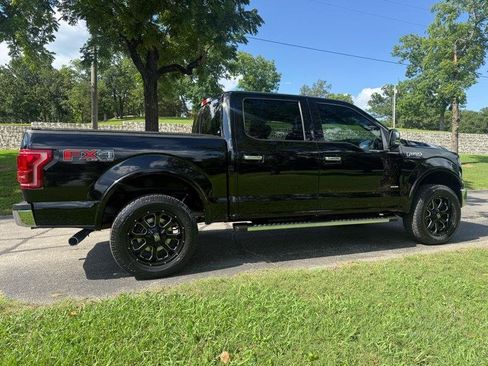 Used 2017 Ford F150 Lariat w/ Equipment Group 502A Luxury AWD/4WD image 8