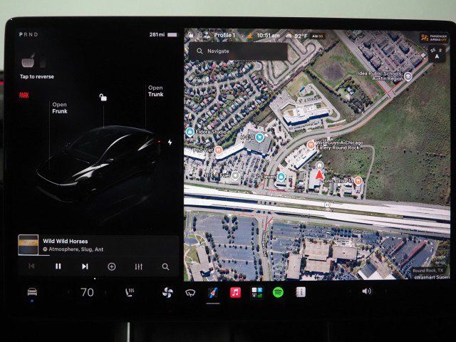 Used 2026 Tesla Model Y Long Range RWD image 30