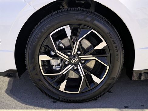 Used 2025 Hyundai Sonata SEL image 30