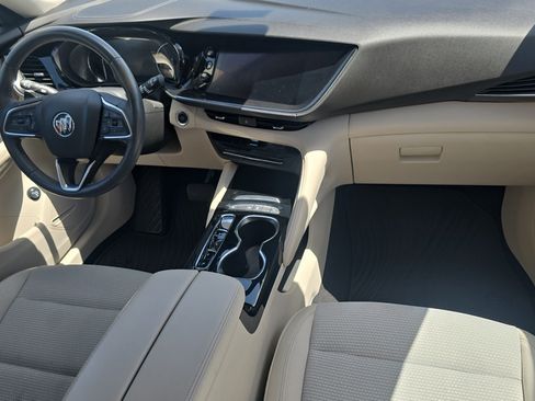 Used 2022 Buick Envision Preferred FWD image 11