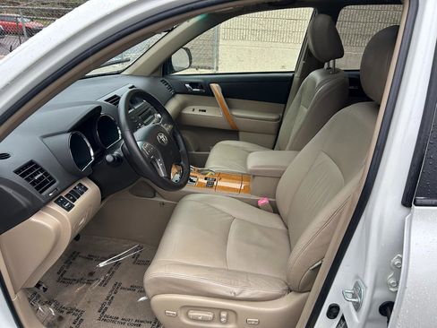 Used 2008 Toyota Highlander Limited AWD/4WD image 10