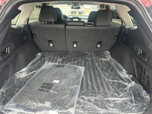 Used 2025 Subaru Outback Limited image 6