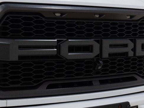 Used 2017 Ford F150 Raptor w/ Equipment Group 802A Luxury AWD/4WD image 12