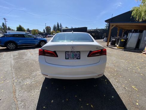 Used 2016 Acura TLX FWD image 5