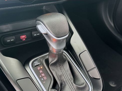 Used 2020 Kia Soul S FWD image 14