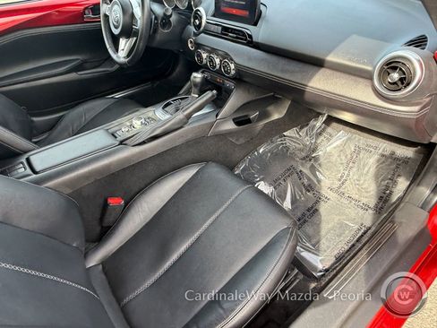 Used 2021 MAZDA MX-5 Miata RF Grand Touring image 14