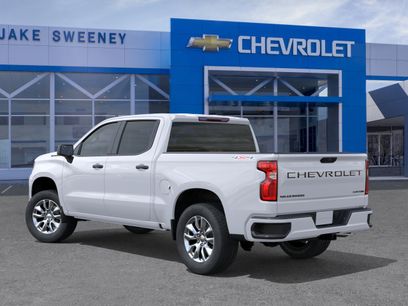 New 2026 Chevrolet Silverado 1500 Custom w/ LPO, Dark Essentials Package