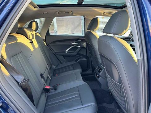 New 2025 Audi Q5 Premium Plus image 12