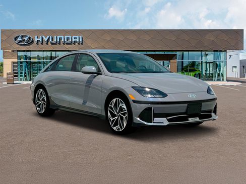 New 2025 Hyundai Ioniq 6 SEL image 11