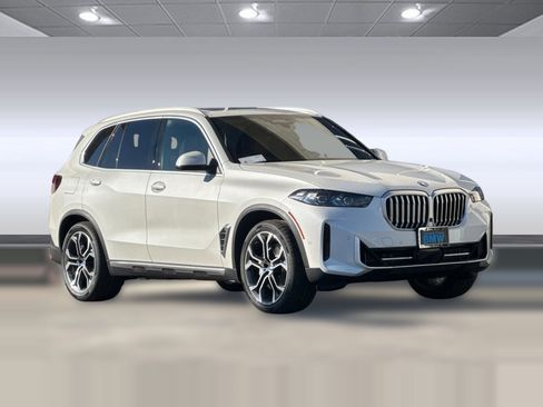 New 2026 BMW X5 xDrive50e AWD/4WD image 6