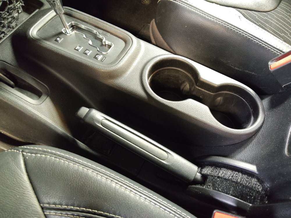 Used 2015 Jeep Wrangler Sport AWD/4WD image 26