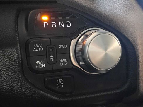 Used 2022 RAM 1500 Laramie AWD/4WD image 32