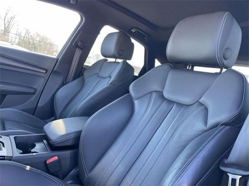 Used 2023 Audi Q5 2.0T Premium Plus w/ Premium Plus Package image 10
