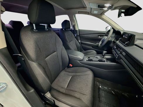 Used 2023 Honda Accord EX image 18