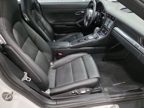 Used 2016 Porsche 911 Carrera 4S image 23