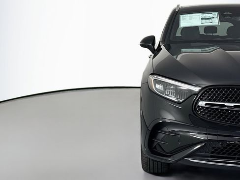 New 2026 Mercedes-Benz GLC 300 image 13