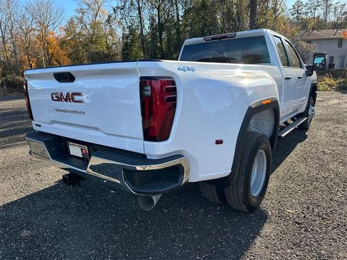 New 2026 GMC Sierra 3500 Pro image 6