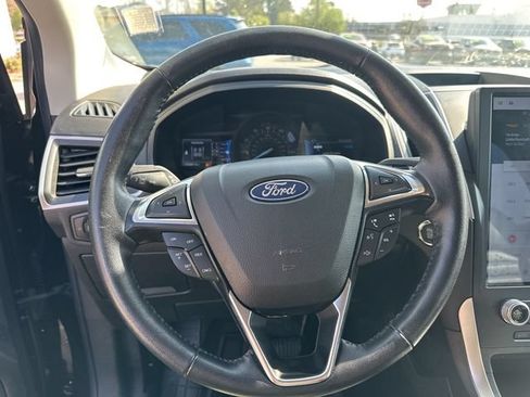 Used 2023 Ford Edge SEL AWD/4WD image 12
