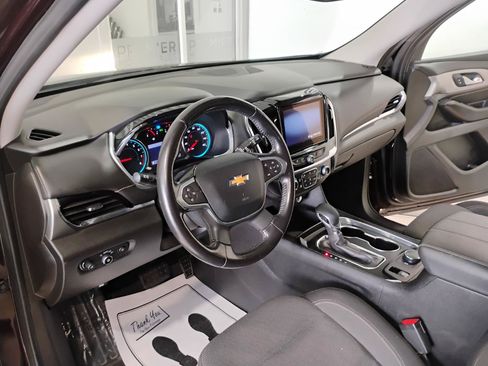 Used 2021 Chevrolet Traverse LT FWD image 48